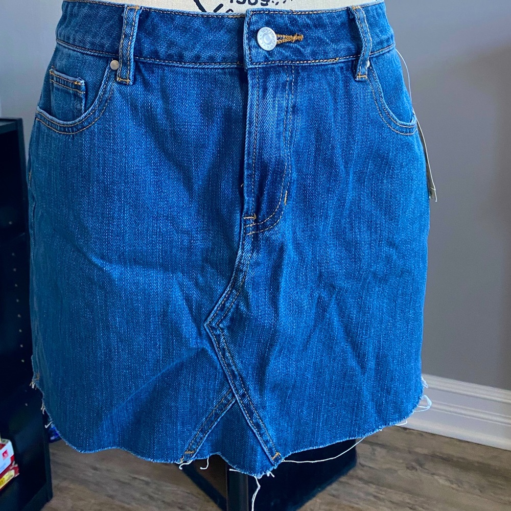 NWT PACSUN Women’s Frayed Denim Skirt